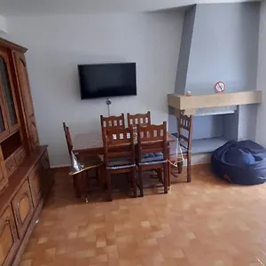 Agreable De 80m2 Dans Maison , Lourdes Francia
